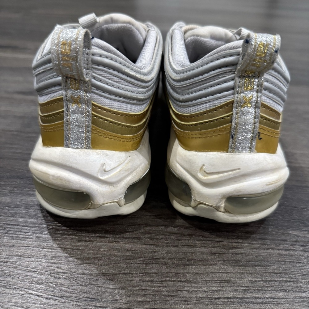 Nike Air Max 97 SE Metallic Gold Silver Vast Grey Women's 8 - Picture 4 of 9